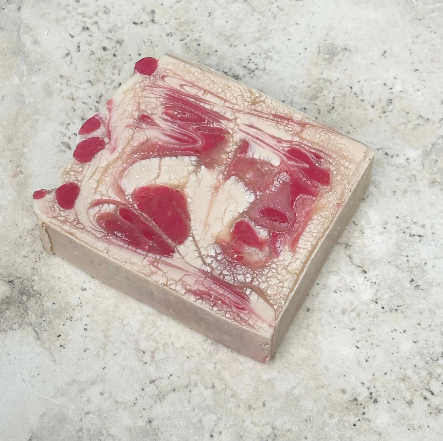 Honey and Grace Raspberry and Vanilla Bar Soap  5.5 oz Honey Grace